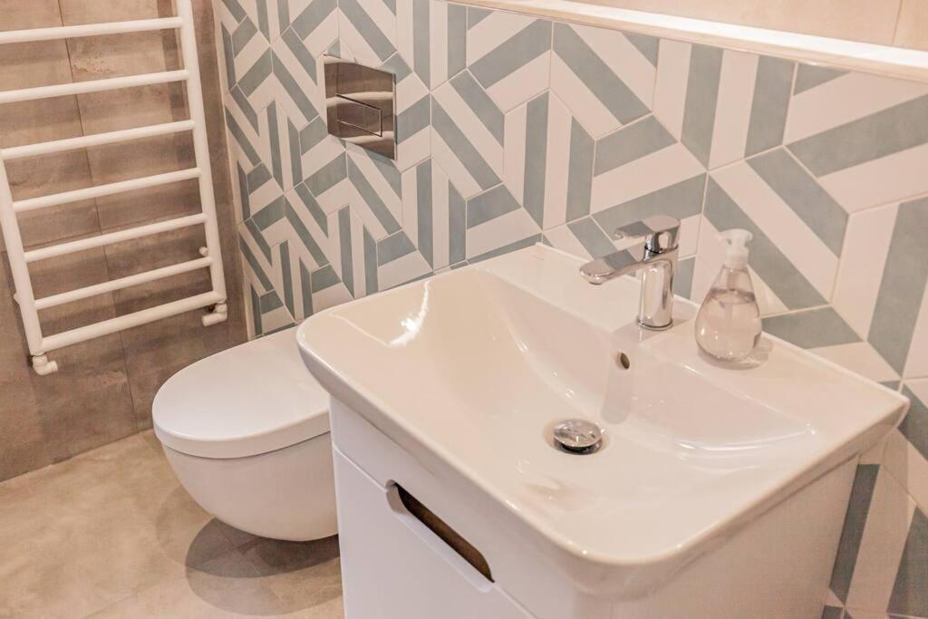 Flat 3, 161 Crescent Road - Luxury Apartment 옥스퍼드 외부 사진