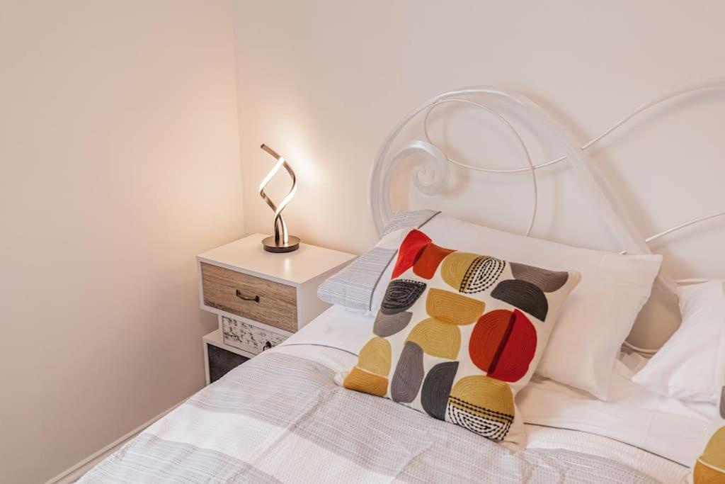 Flat 3, 161 Crescent Road - Luxury Apartment 옥스퍼드 외부 사진